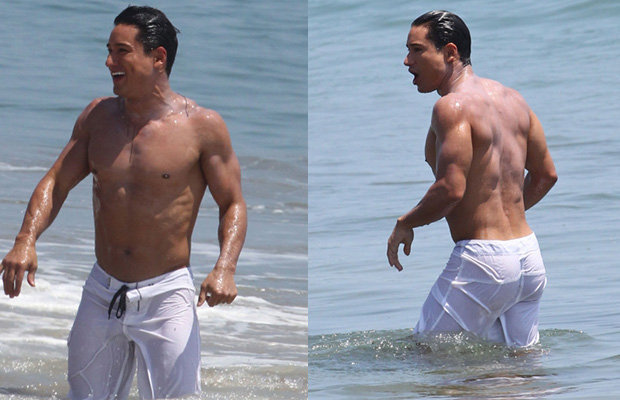 620px x 400px - Mario Lopez with a wet revealing swimsuit - Spycamfromguys, hidden cams  spying on men