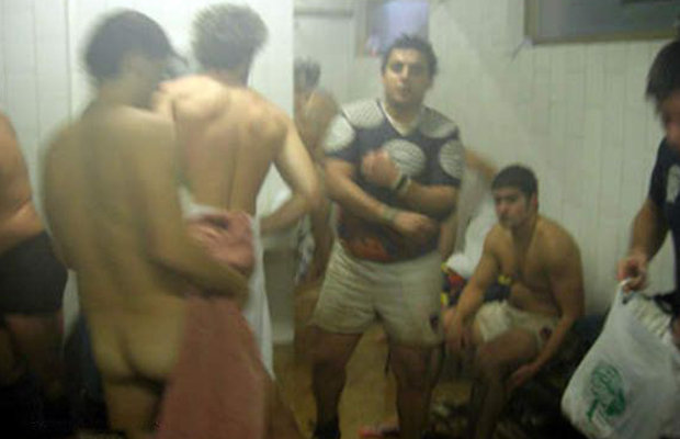 Real Camera Nude - Sportsmen naked in the lockerroom after game ...