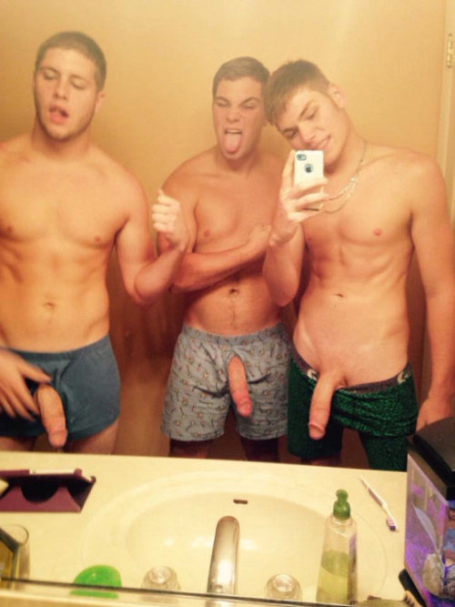 Group Selfie Straight Guys Big Dicks Spycamfromguys Free Nude Porn Photos photo