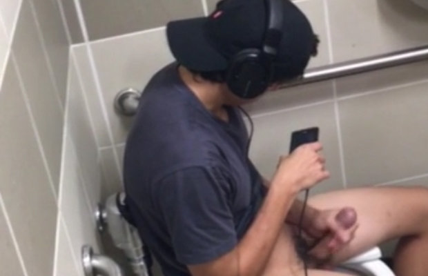 Public Toilet Spycamfromguys Hidden Cams Spying On Men