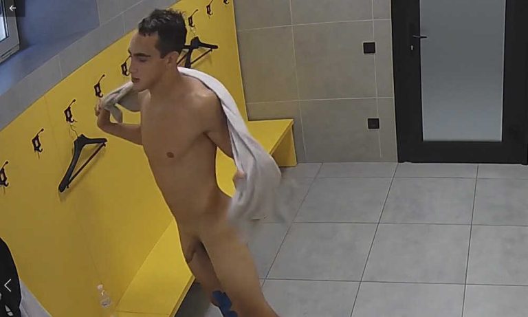 Bulging Cocks From Real Athletes And Sportsmen Spycamfromguys Hidden