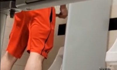 catching a guy jerking off and cumming at urinals